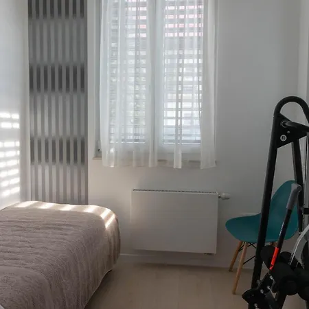 Apartment Maksimir Yard Zagreb Exteriör bild