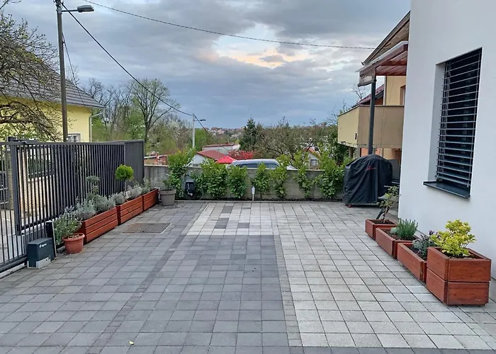 Apartment Maksimir Yard Zagreb