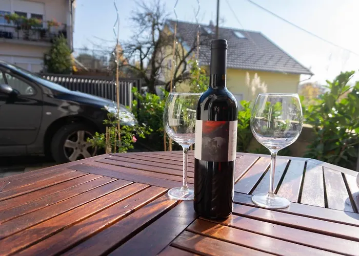 Apartment Maksimir Yard Zagreb